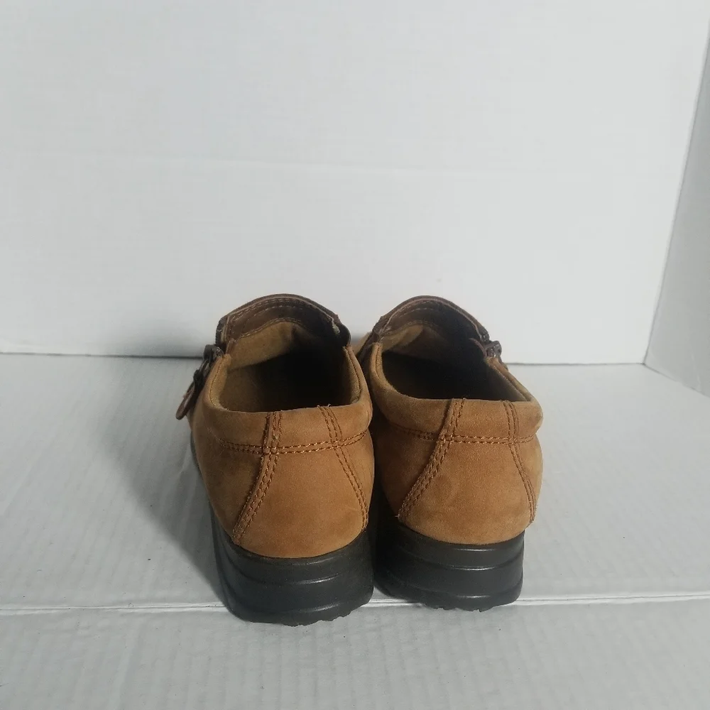 NATURALIZER WOMEN'S LEATHER LOAFERS SIZE 7